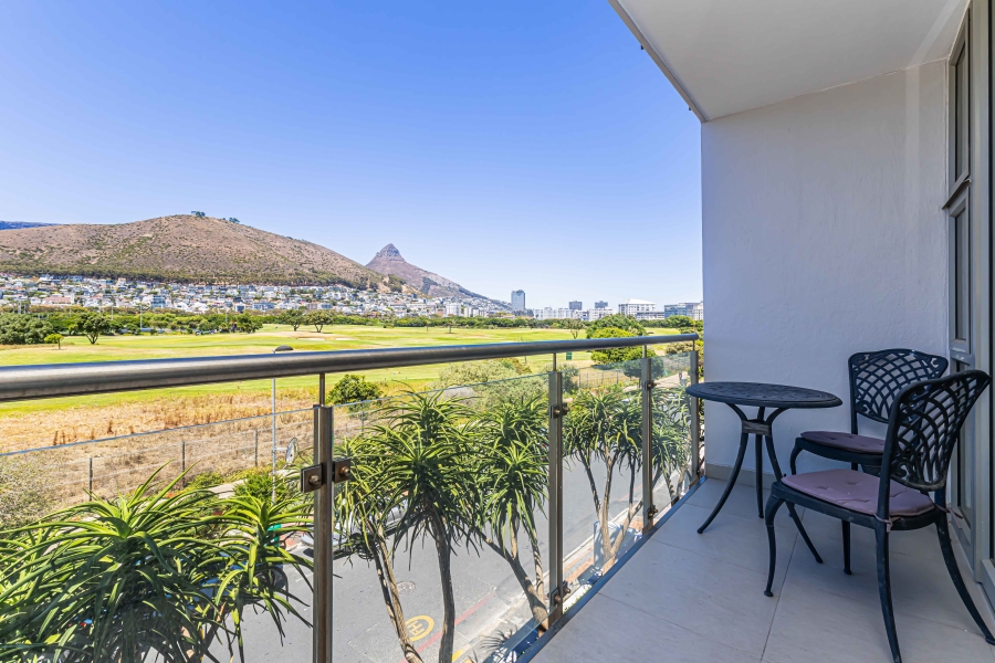 To Let 2 Bedroom Property for Rent in Mouille Point Western Cape